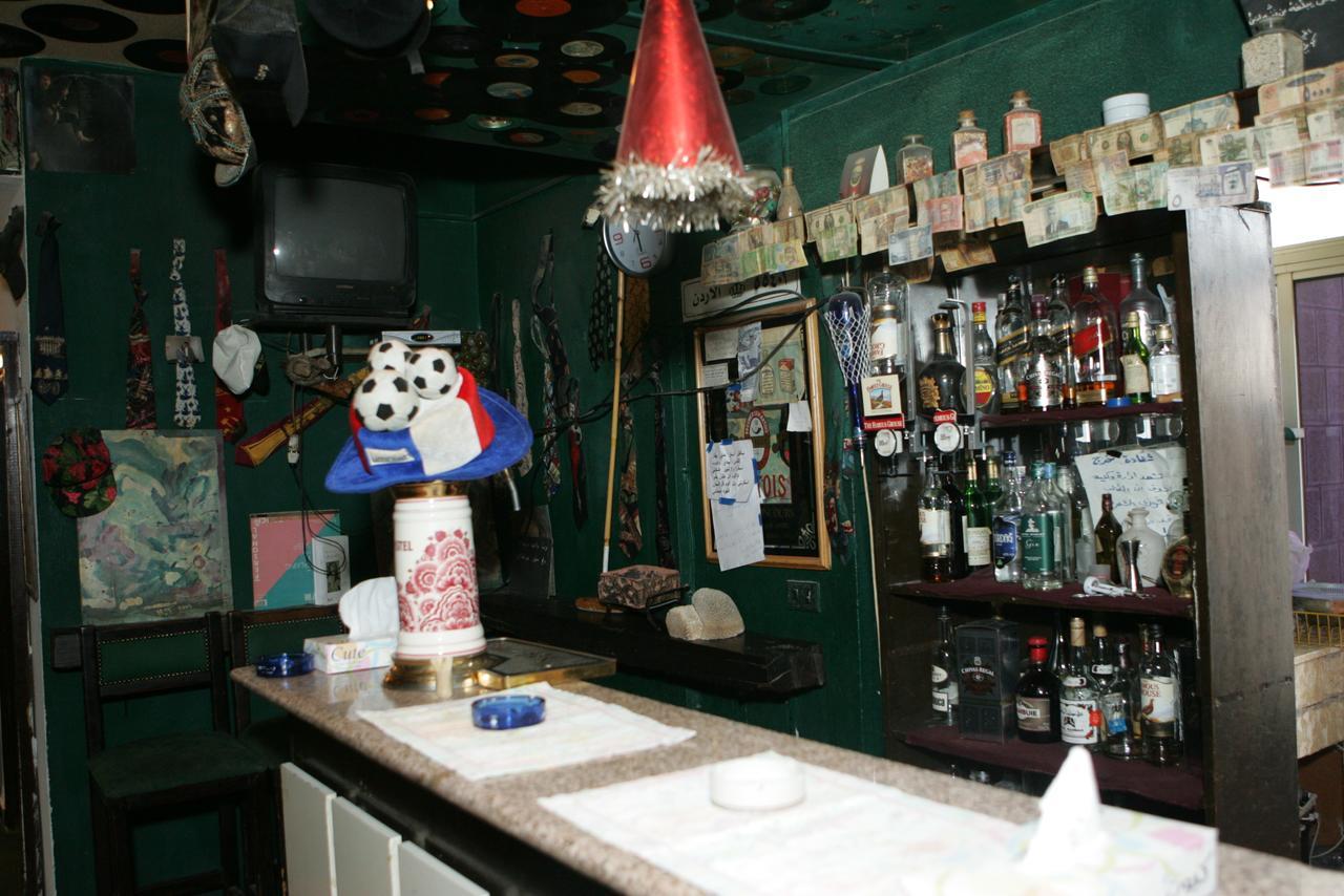 安曼鸽子酒店 外观 照片